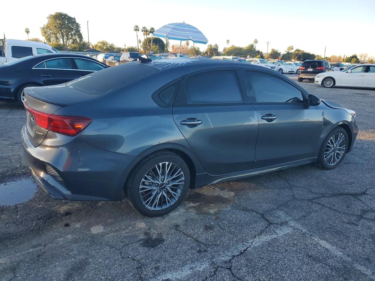 2024 KIA FORTE GT LINE photo 5