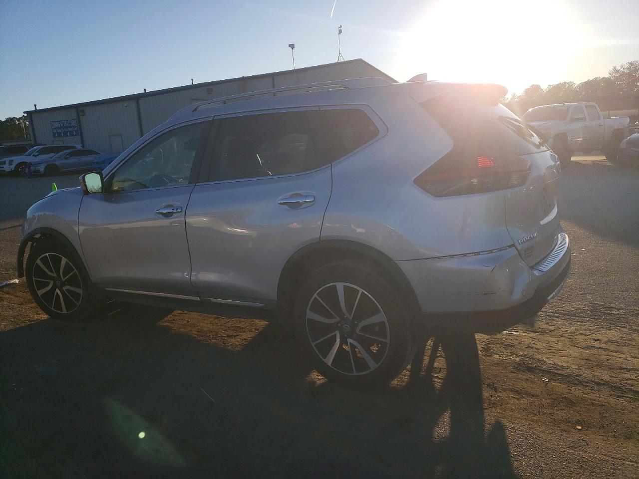 2020 NISSAN ROGUE S photo 3