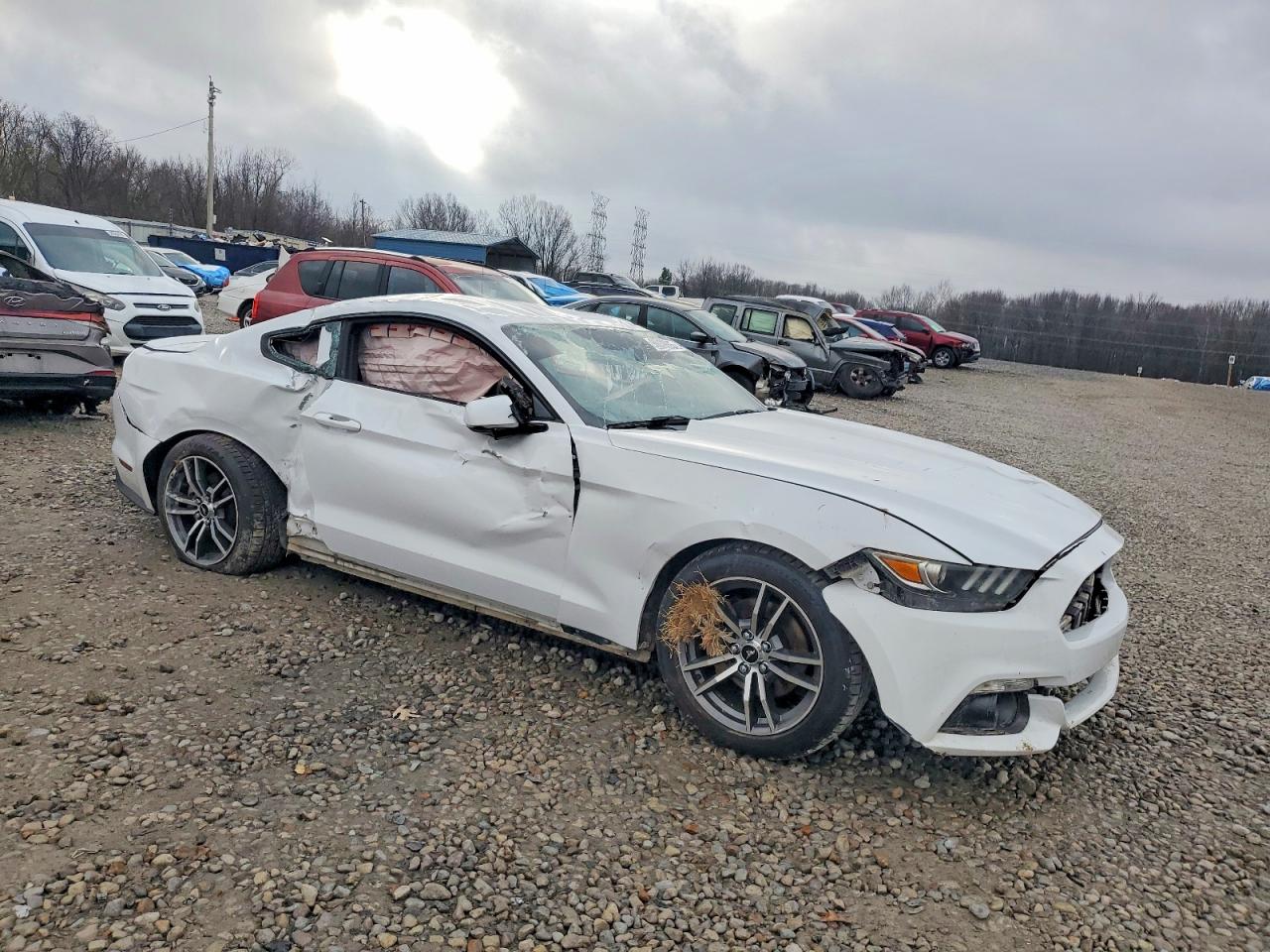 2016 FORD MUSTANG photo 7
