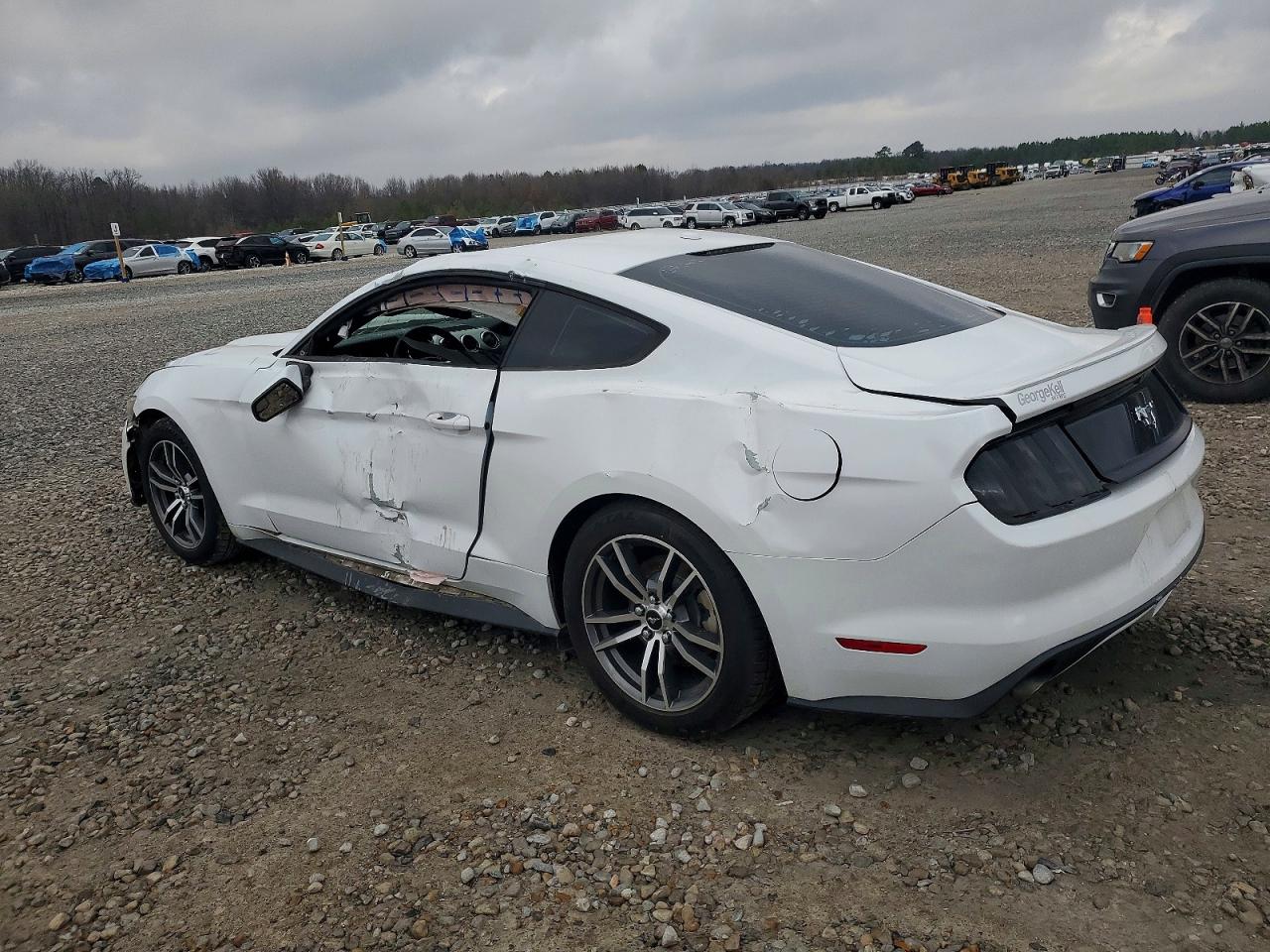 2016 FORD MUSTANG photo 3