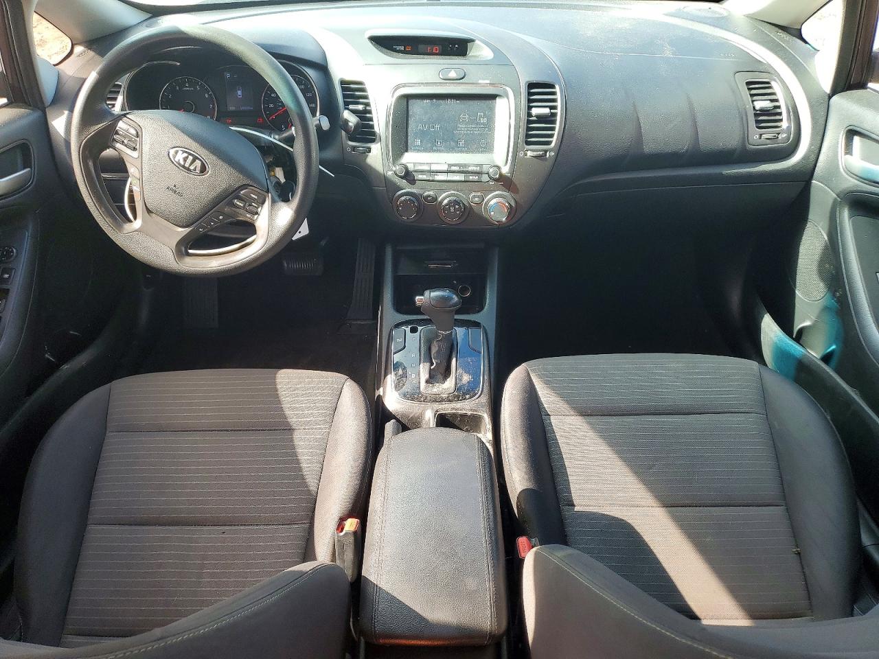 2018 KIA FORTE LX photo 8