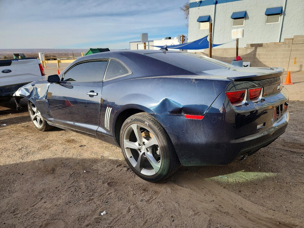 2013 CHEVROLET CAMARO LT photo 2