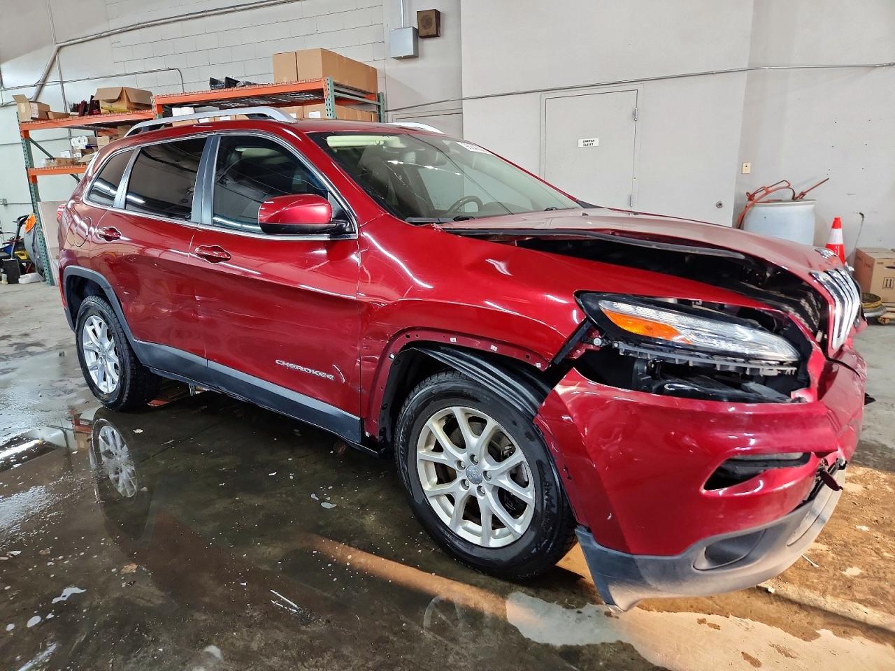 2015 JEEP CHEROKEE LATITUDE photo 4