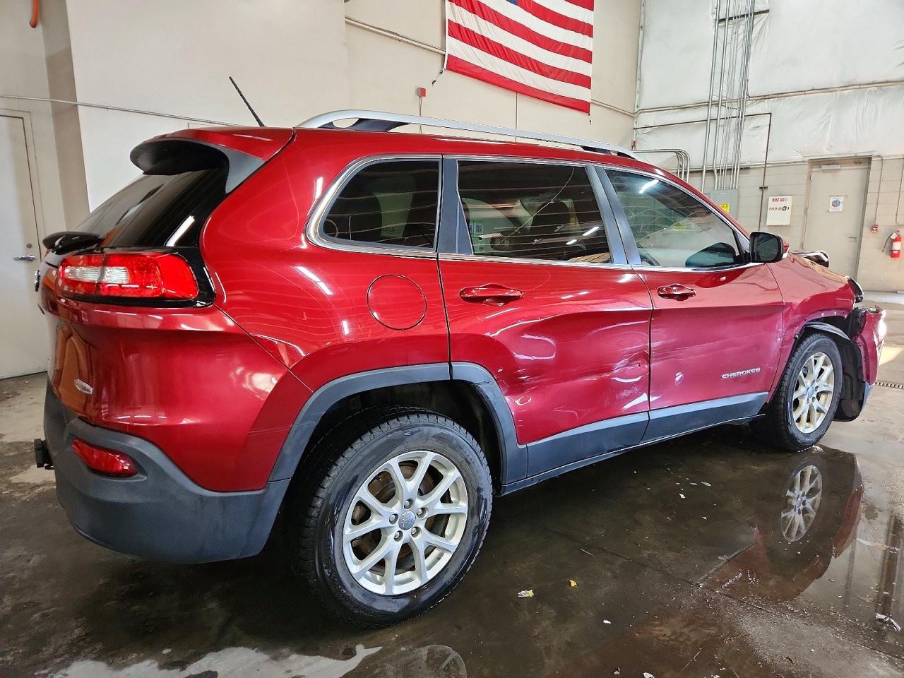 2015 JEEP CHEROKEE LATITUDE photo 3