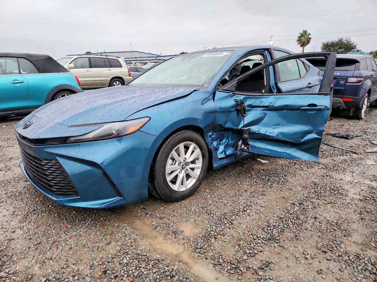 2025 TOYOTA CAMRY
