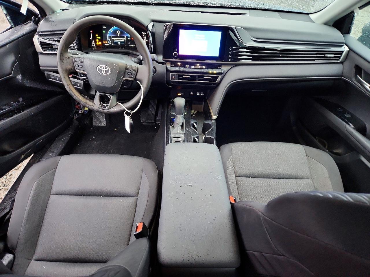 2025 TOYOTA CAMRY XSE photo 8