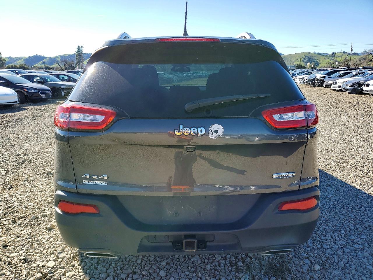 2016 JEEP CHEROKEE LATITUDE photo 6