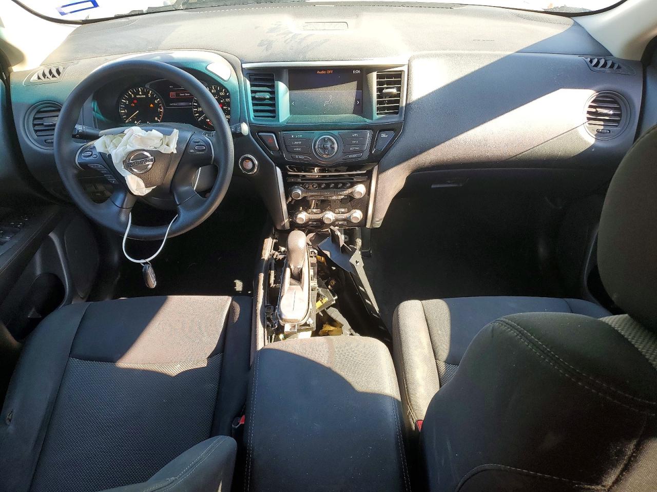 2017 NISSAN PATHFINDER S photo 15