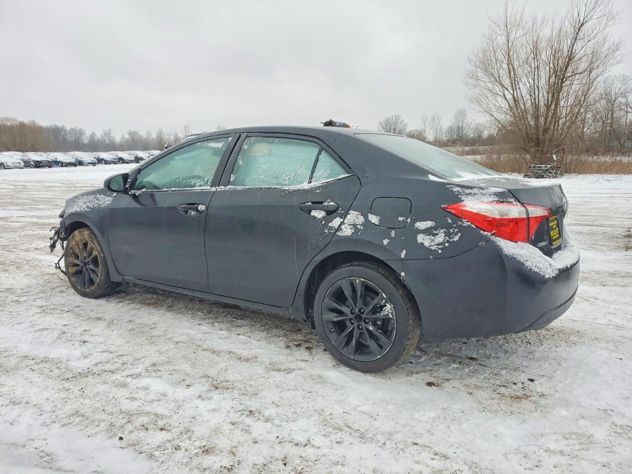 2016 TOYOTA COROLLA L photo 2
