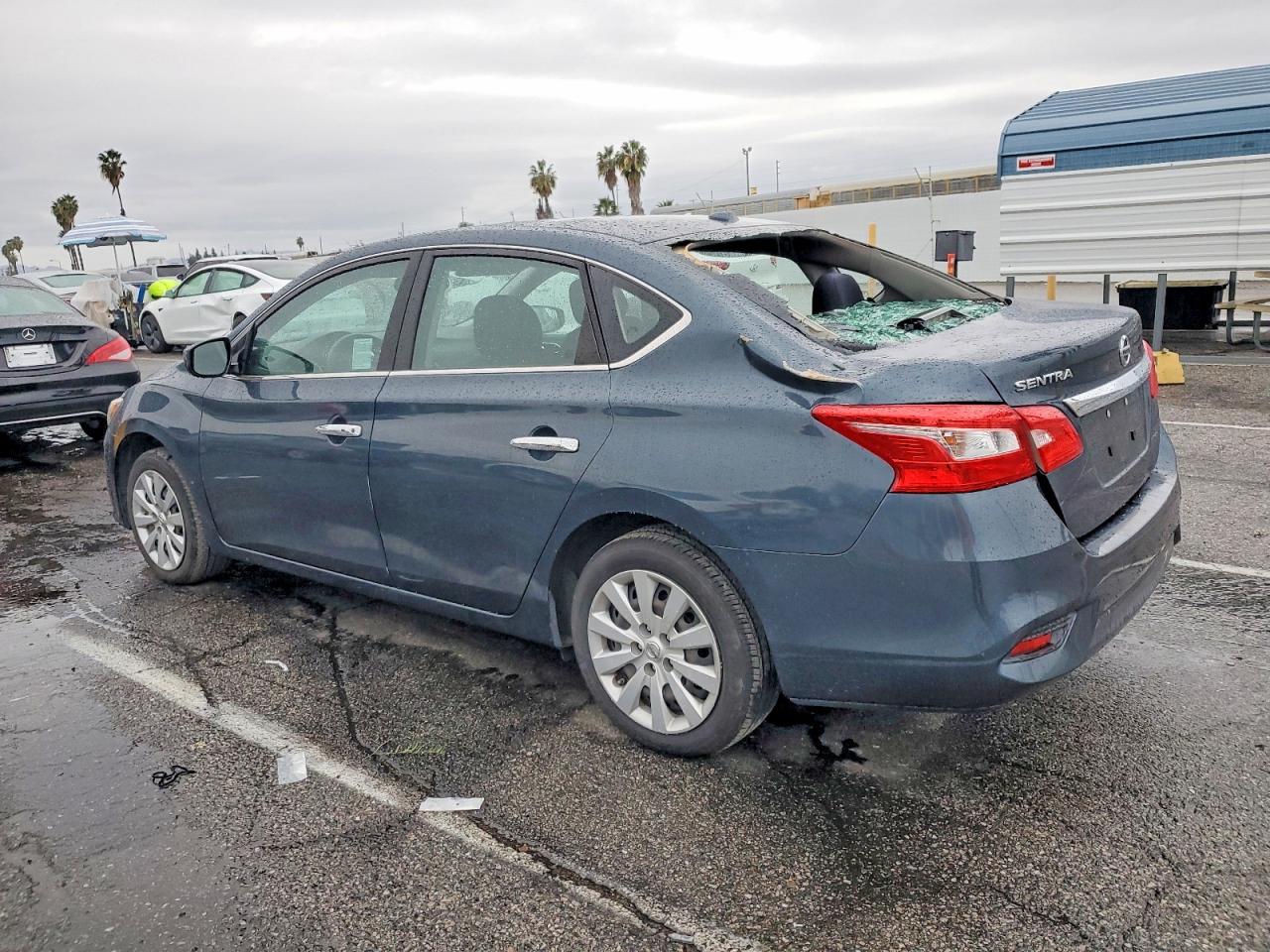 2016 NISSAN SENTRA S photo 2