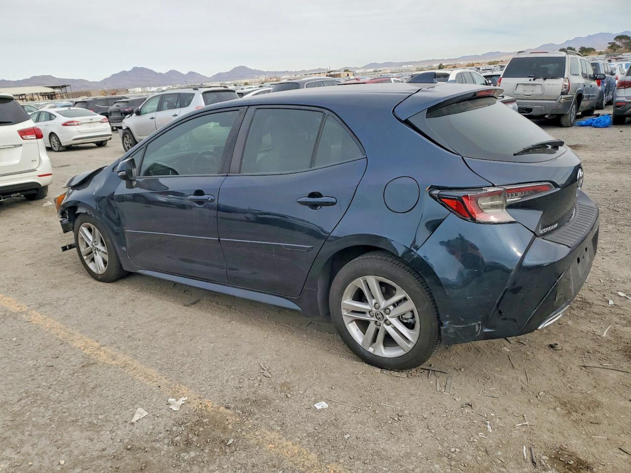 2019 TOYOTA COROLLA SE photo 4