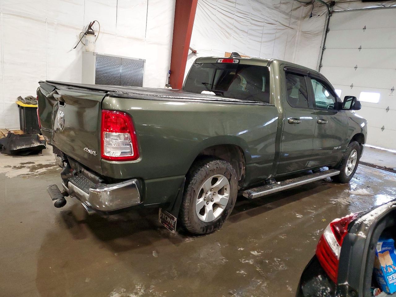 2021 RAM 1500 BIG HORN photo 3