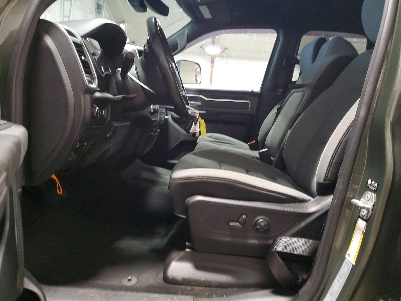 2021 RAM 1500 BIG HORN photo 7