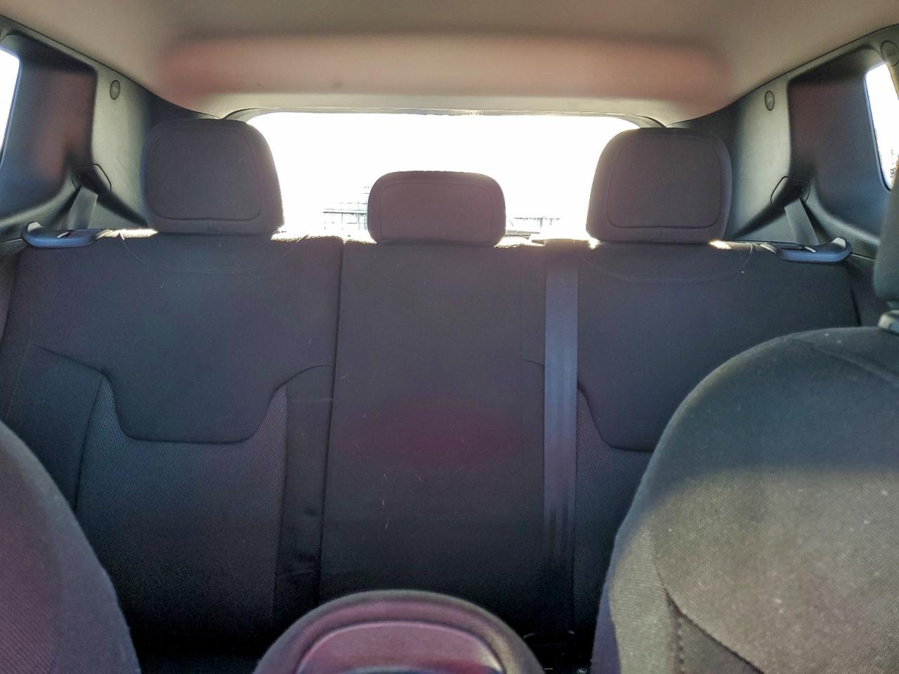 2019 JEEP RENEGADE SPORT photo 10