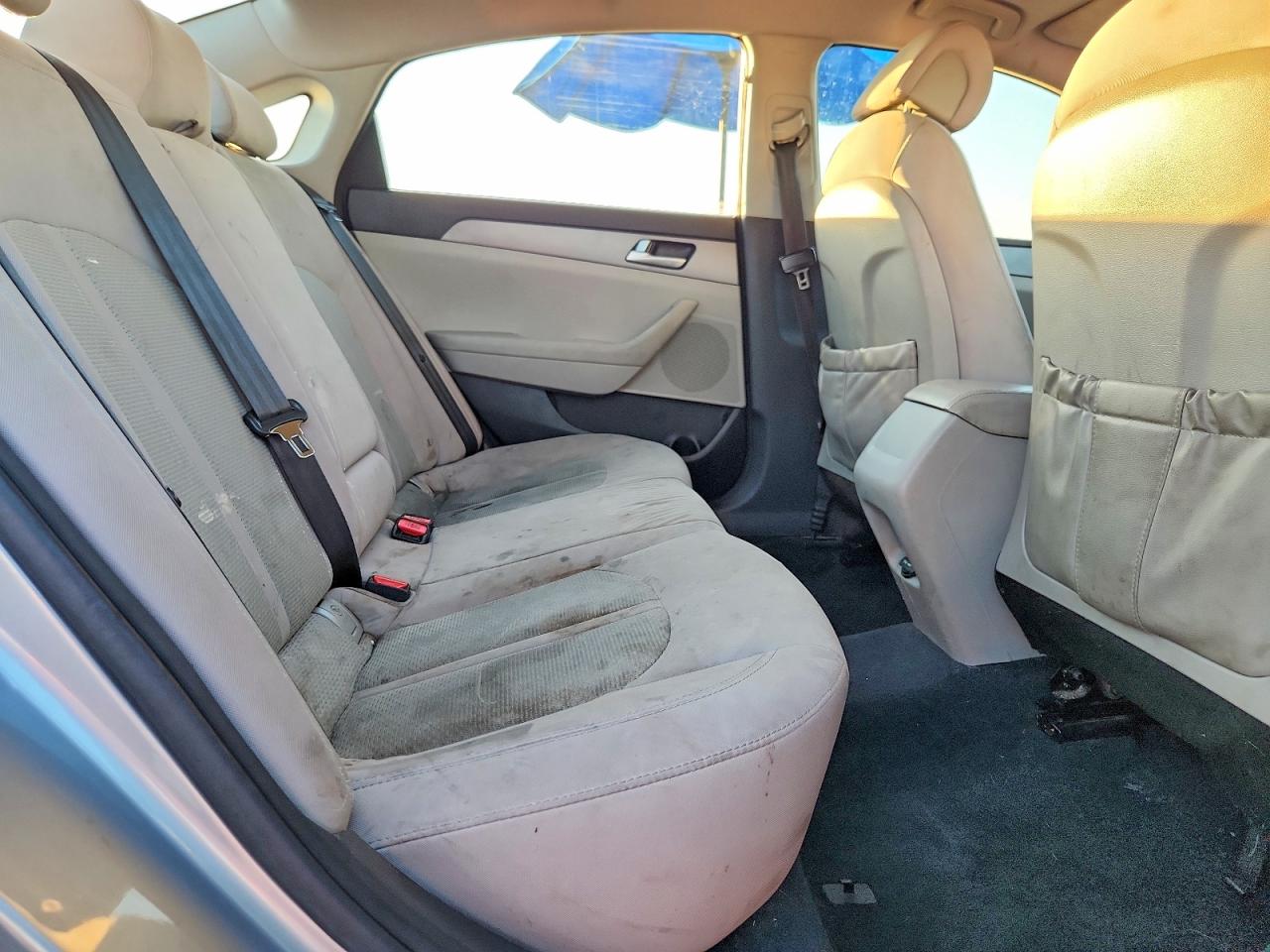 2015 HYUNDAI SONATA SE photo 10