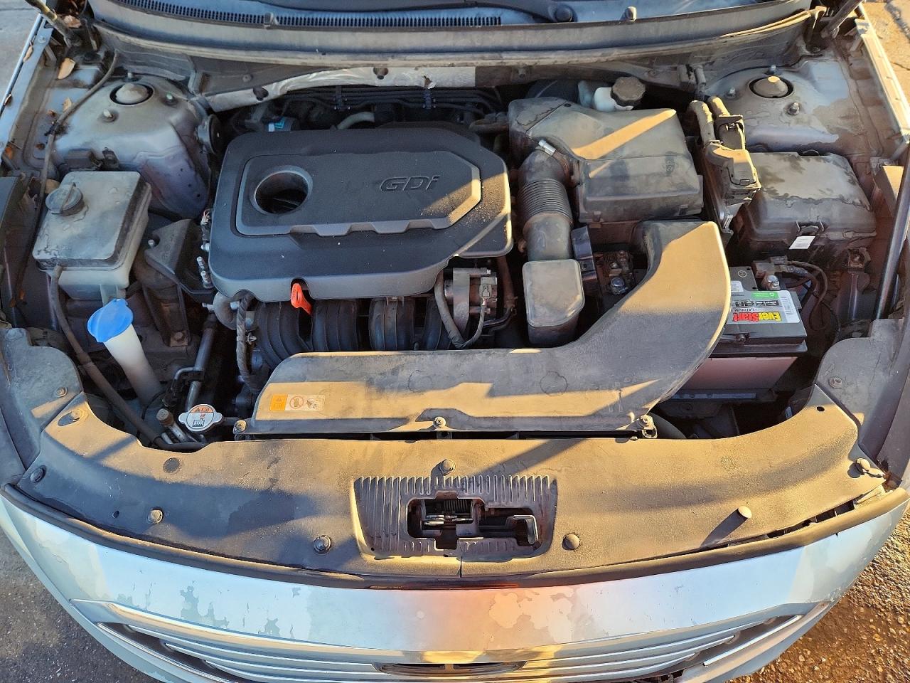 2015 HYUNDAI SONATA SE photo 11