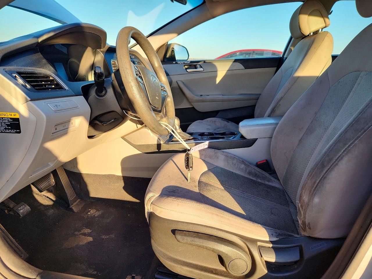 2015 HYUNDAI SONATA SE photo 7