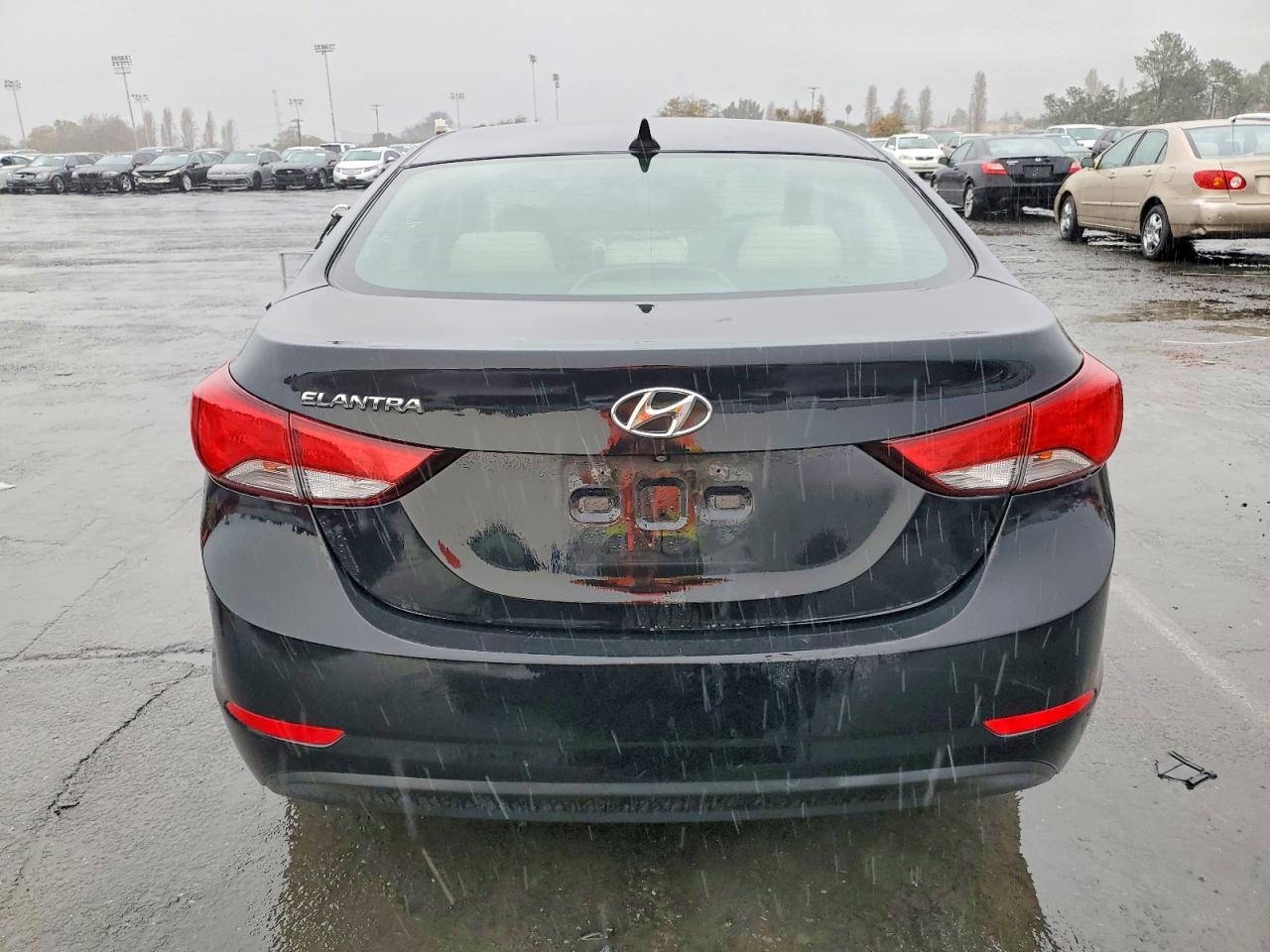 2014 HYUNDAI ELANTRA SE photo 6