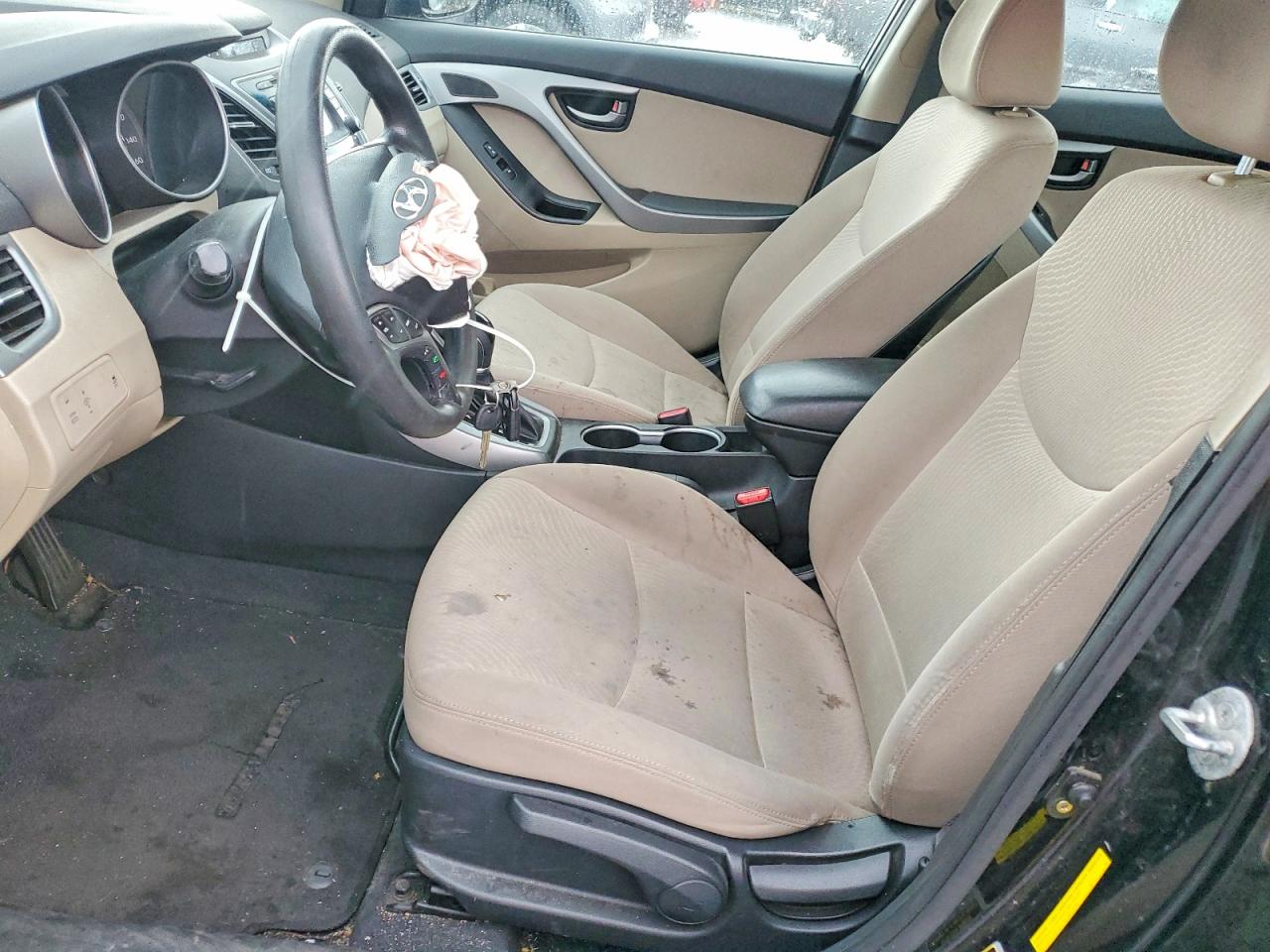 2014 HYUNDAI ELANTRA SE photo 7