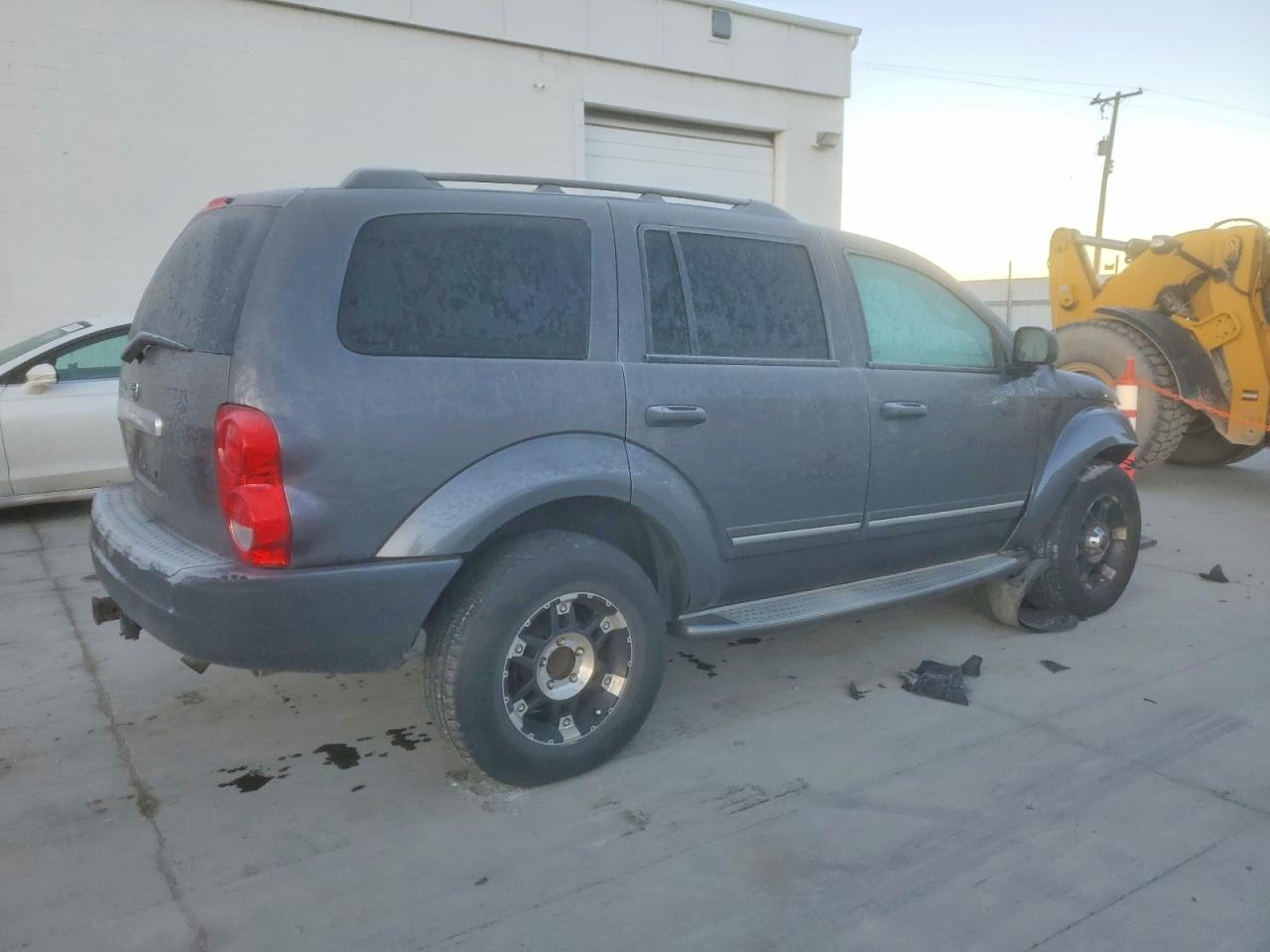 2004 DODGE DURANGO LIMITED photo 3
