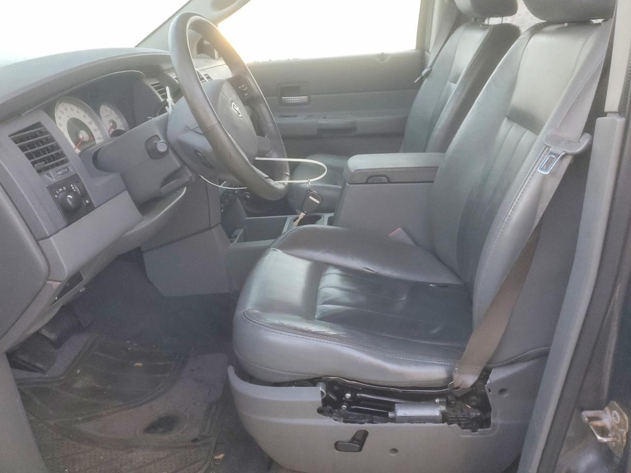 2004 DODGE DURANGO LIMITED photo 7