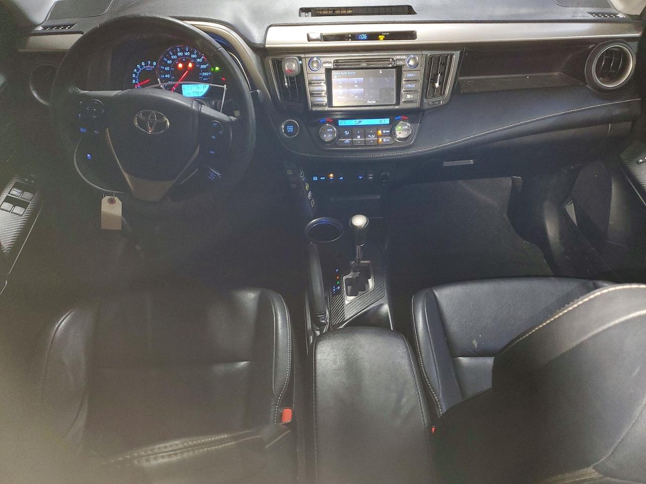 2015 TOYOTA RAV4 LIMITED photo 8