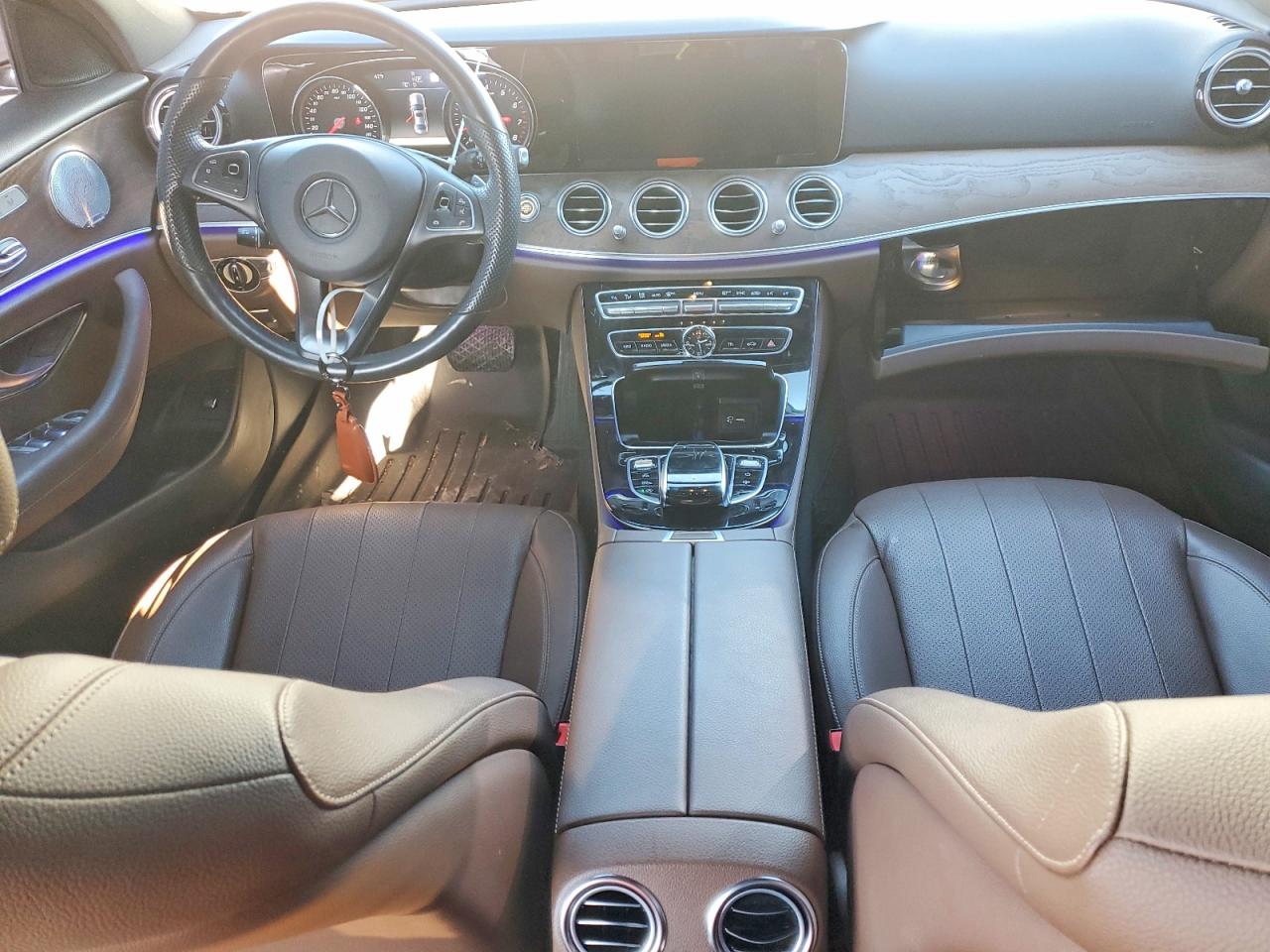 2017 MERCEDES-BENZ E 300 4MATIC photo 8
