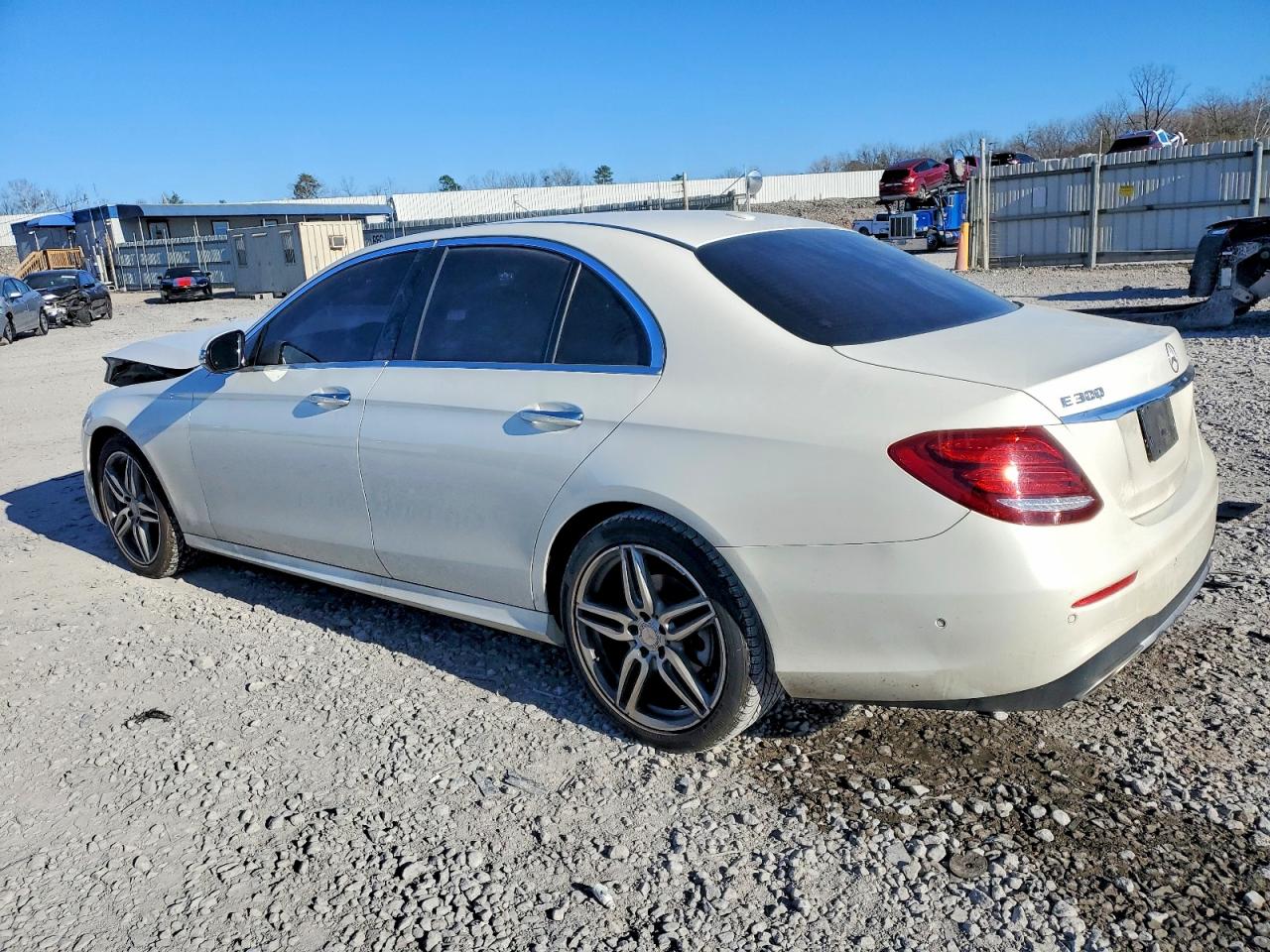 2017 MERCEDES-BENZ E 300 4MATIC photo 2