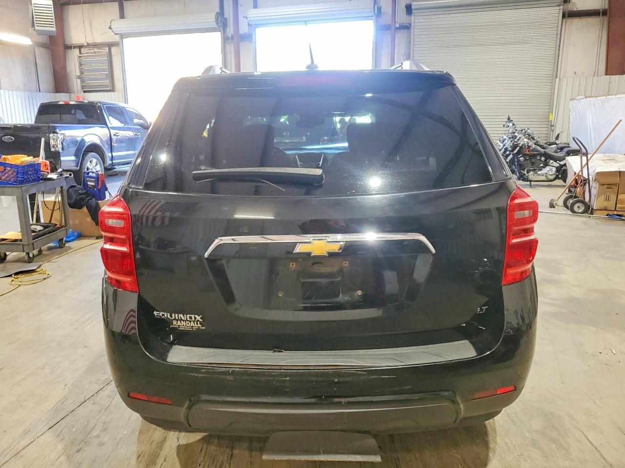 2017 CHEVROLET EQUINOX LT photo 6