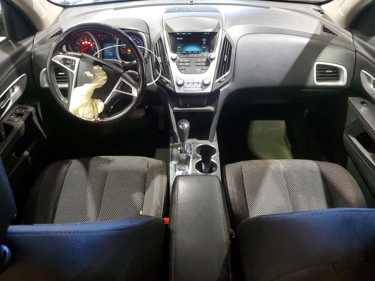 2017 CHEVROLET EQUINOX LT photo 8