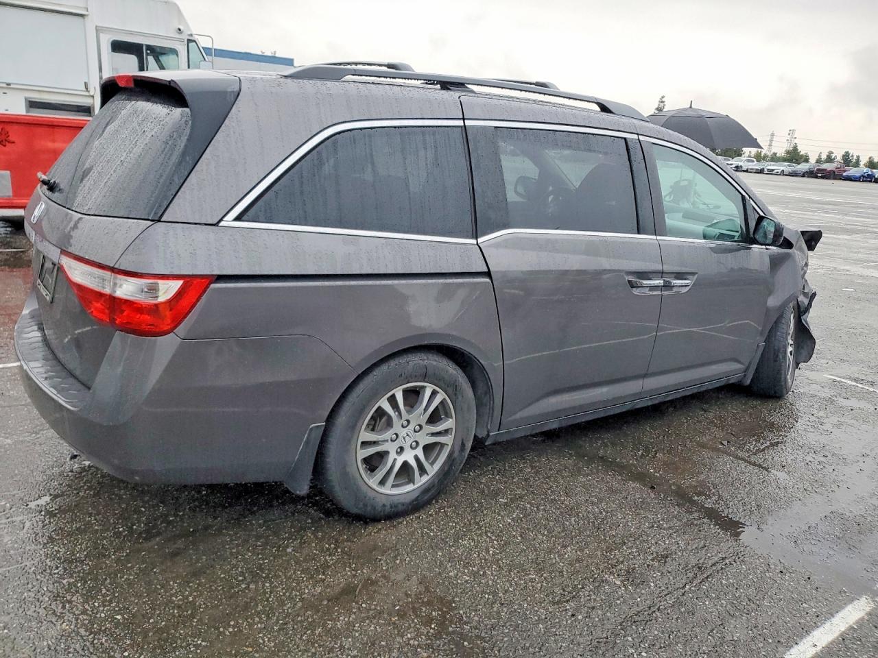 2013 HONDA ODYSSEY EX photo 5