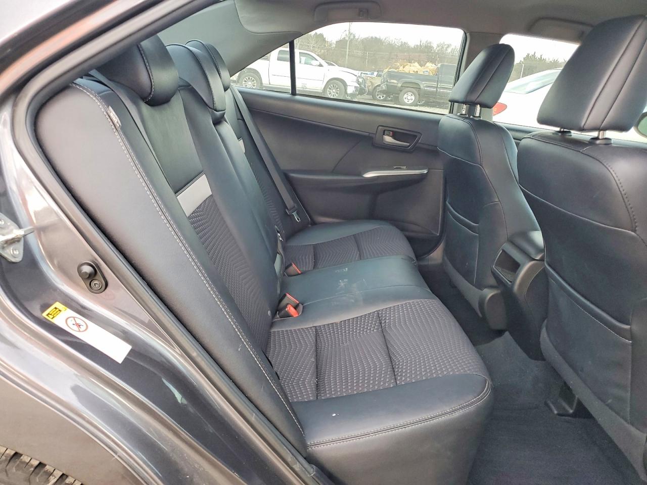 2013 TOYOTA CAMRY L photo 19