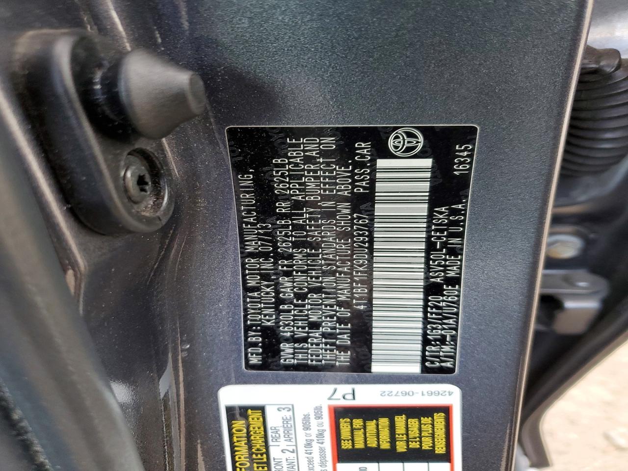 2013 TOYOTA CAMRY L photo 23
