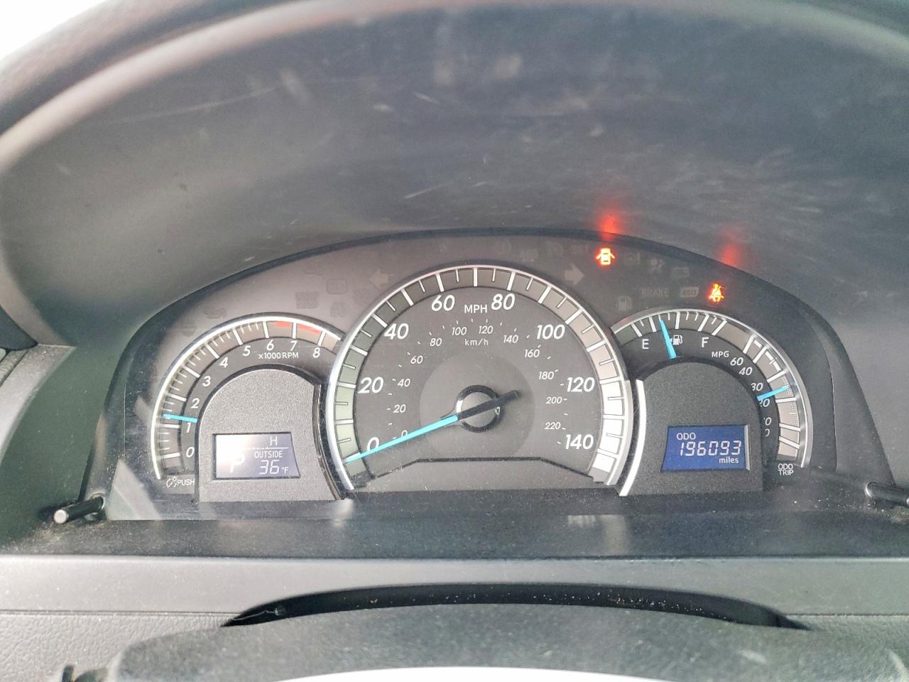 2013 TOYOTA CAMRY L photo 17