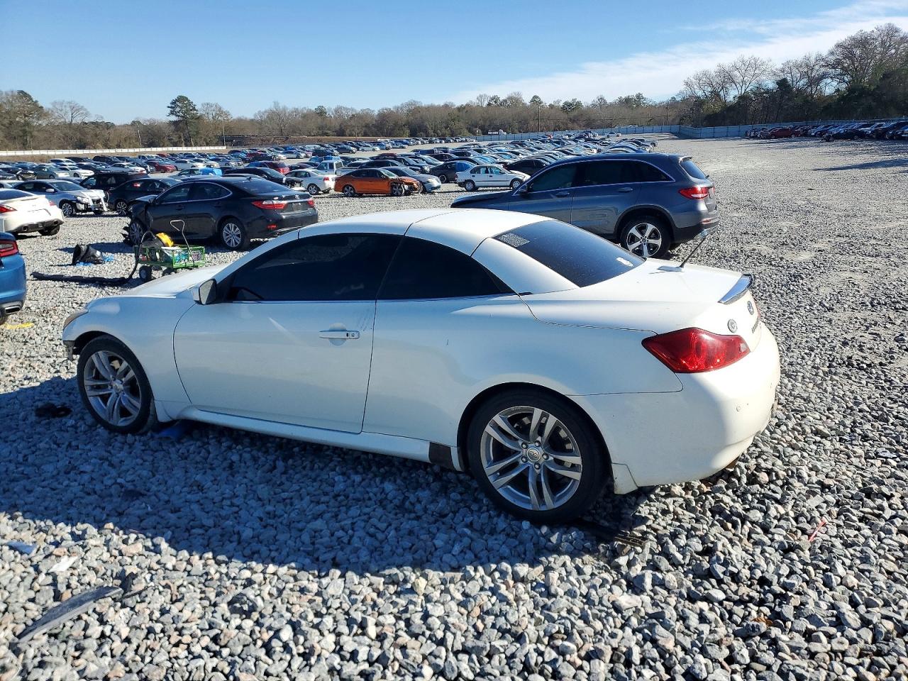 2010 INFINITI G37 BASE photo 2