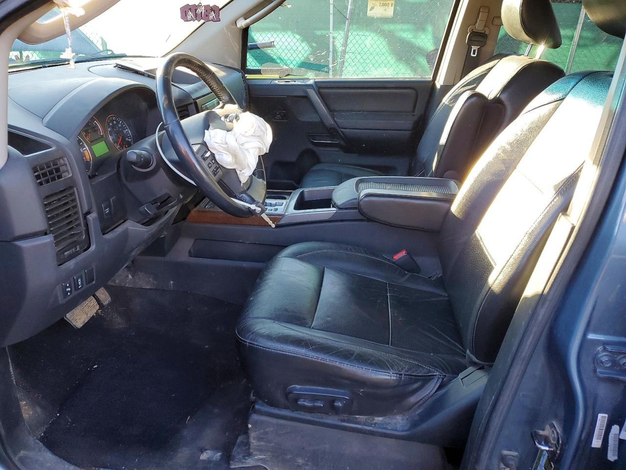 2010 NISSAN TITAN XE photo 13