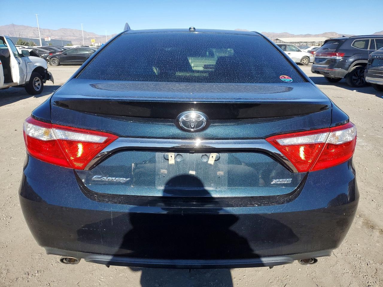 2016 TOYOTA CAMRY XSE photo 6