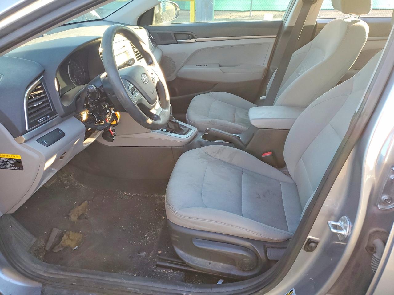 2017 HYUNDAI ELANTRA SE photo 13