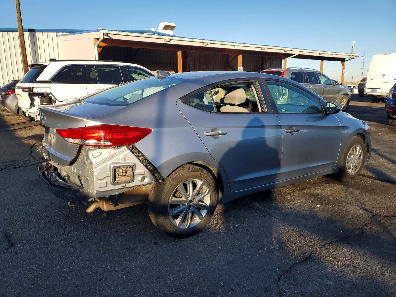 2017 HYUNDAI ELANTRA SE photo 5