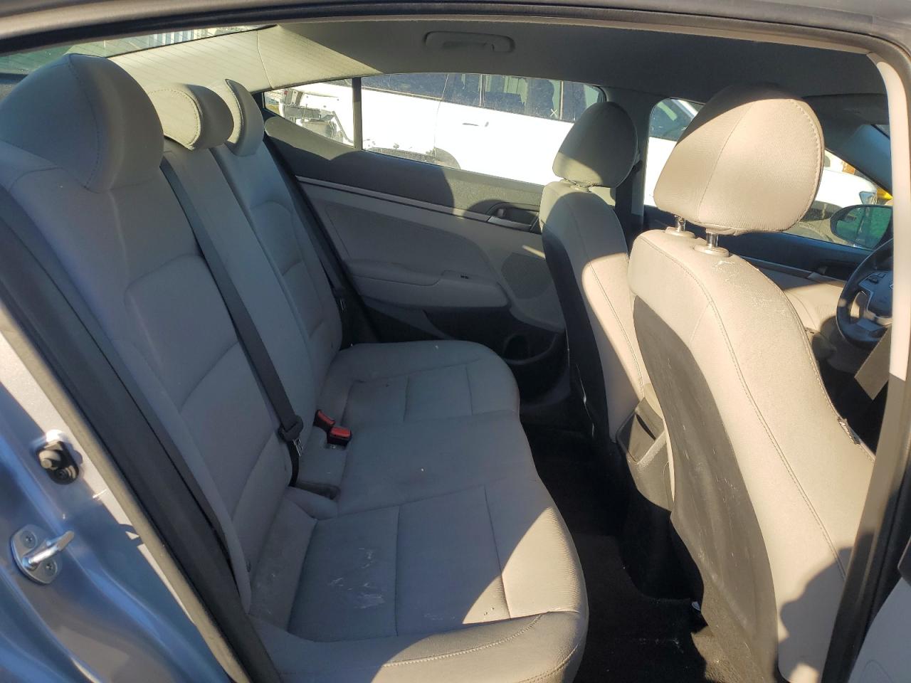 2017 HYUNDAI ELANTRA SE photo 19