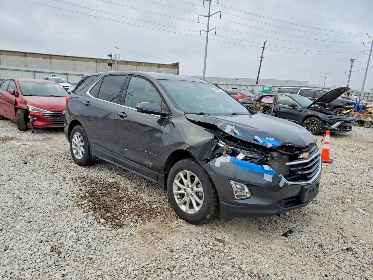 2019 CHEVROLET EQUINOX LT photo 4