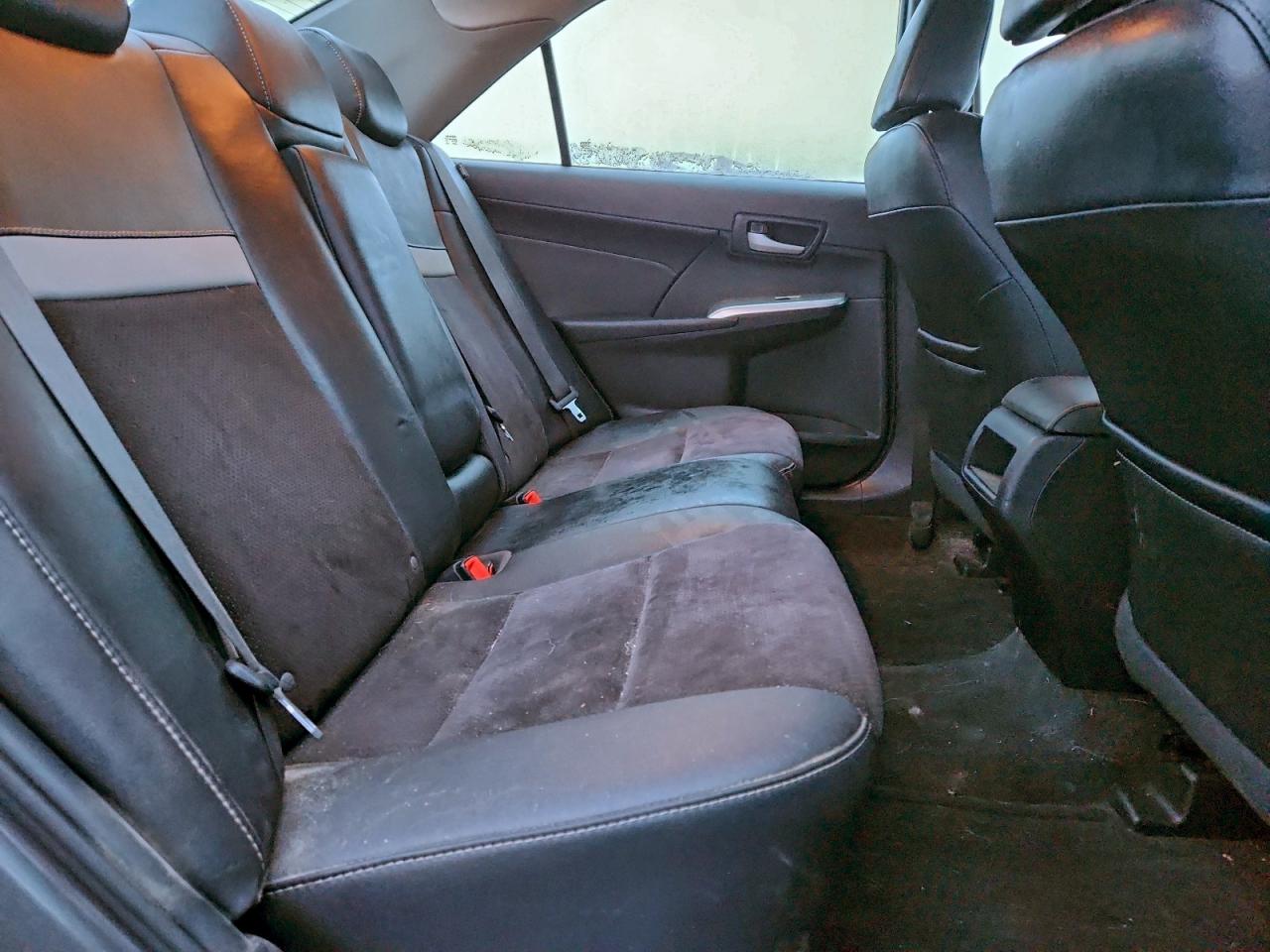 2013 TOYOTA CAMRY SE photo 28