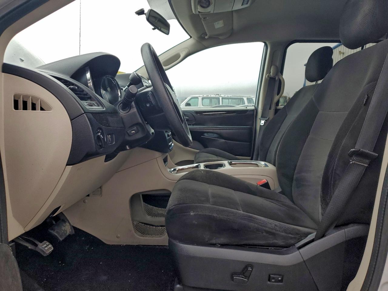 2012 DODGE GRAND CARAVAN SXT photo 7