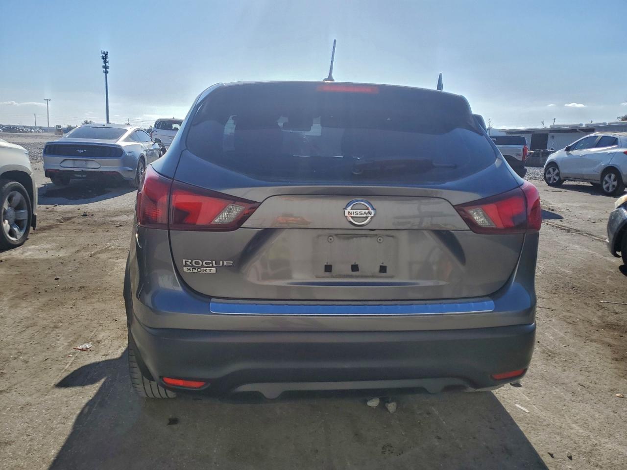 2019 NISSAN ROGUE SPORT S photo 11