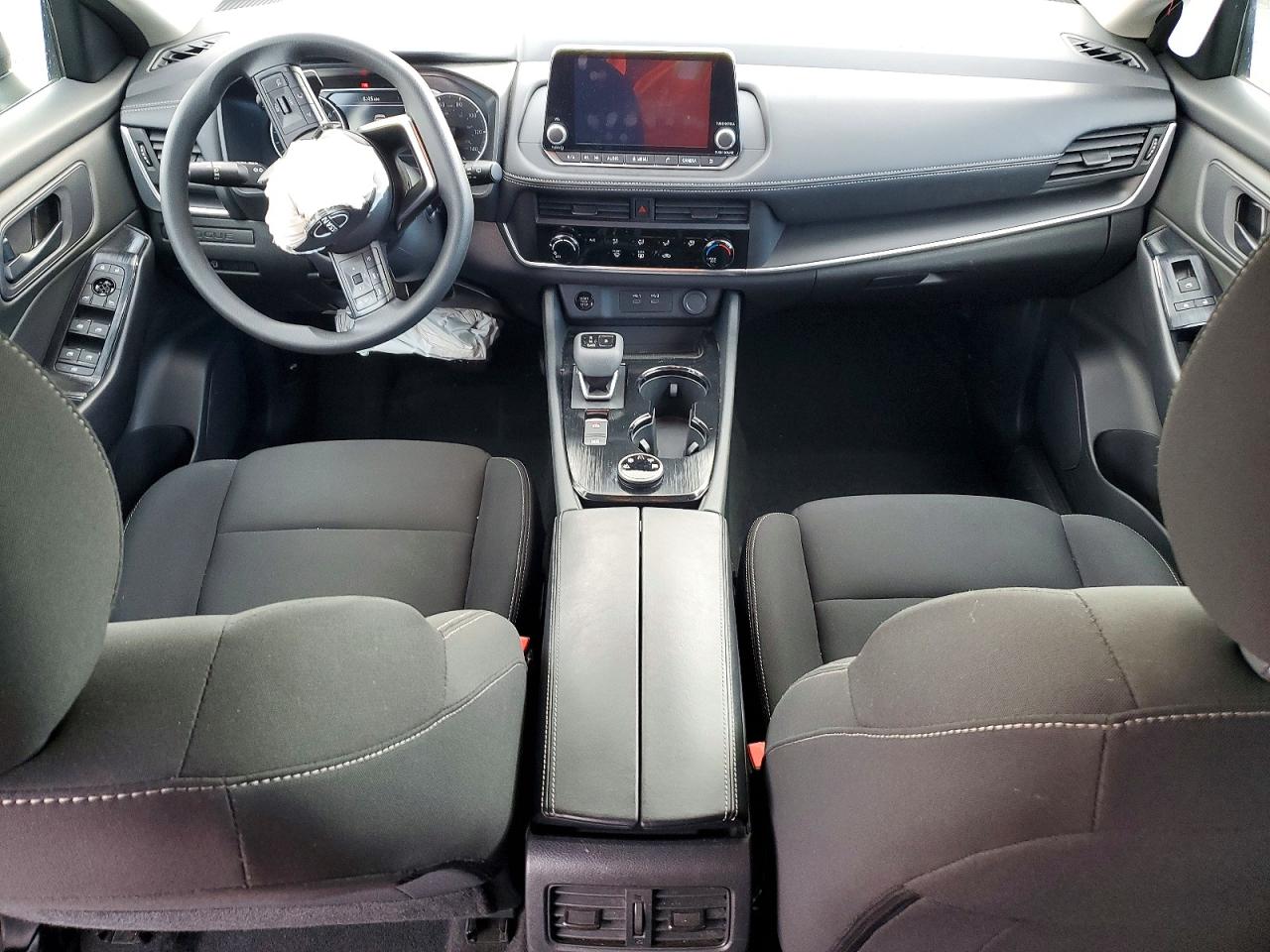 2024 NISSAN ROGUE S photo 8