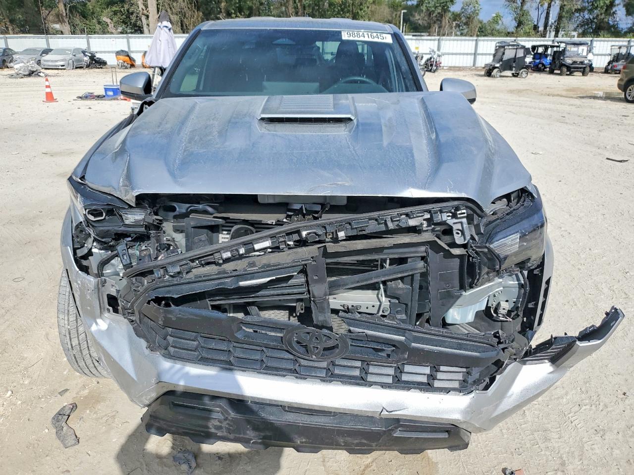 2024 TOYOTA TACOMA DOUBLE CAB photo 11