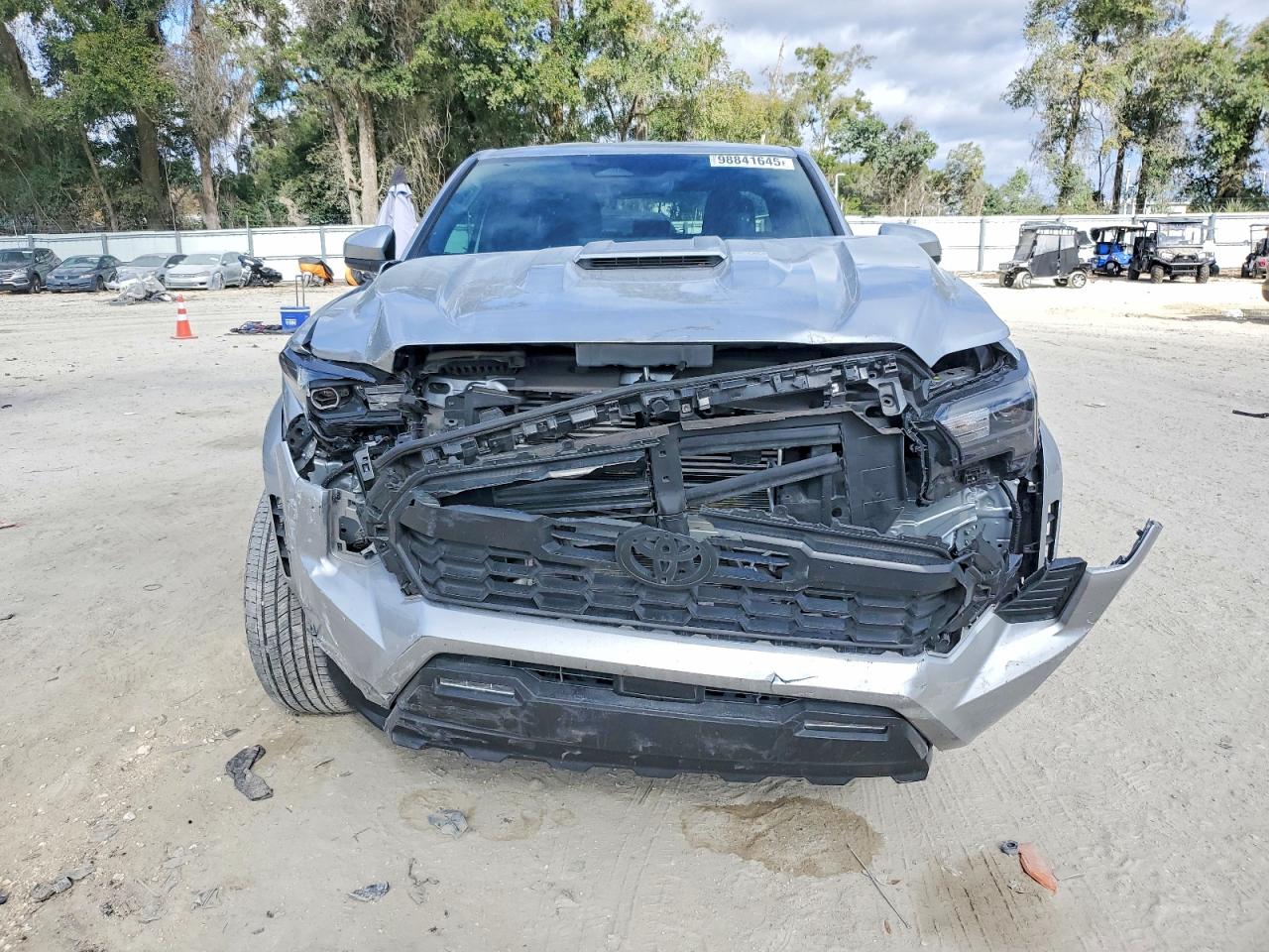 2024 TOYOTA TACOMA DOUBLE CAB photo 5
