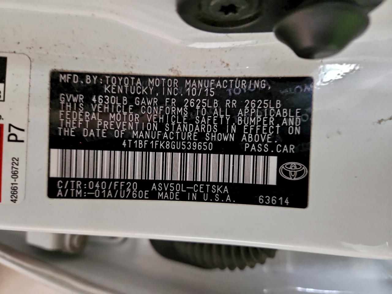 2016 TOYOTA CAMRY LE photo 12
