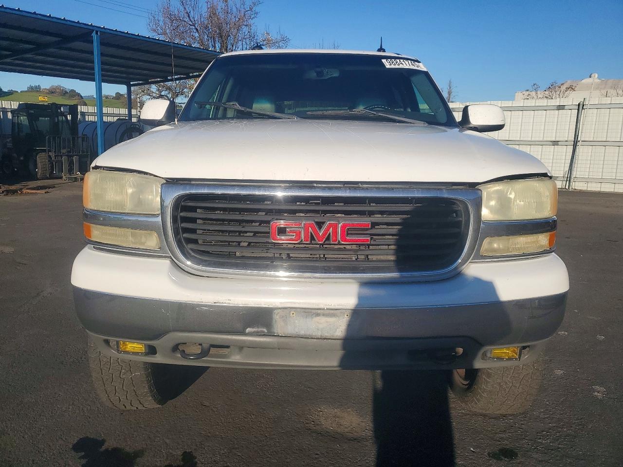 2003 GMC YUKON XL K1500 photo 5