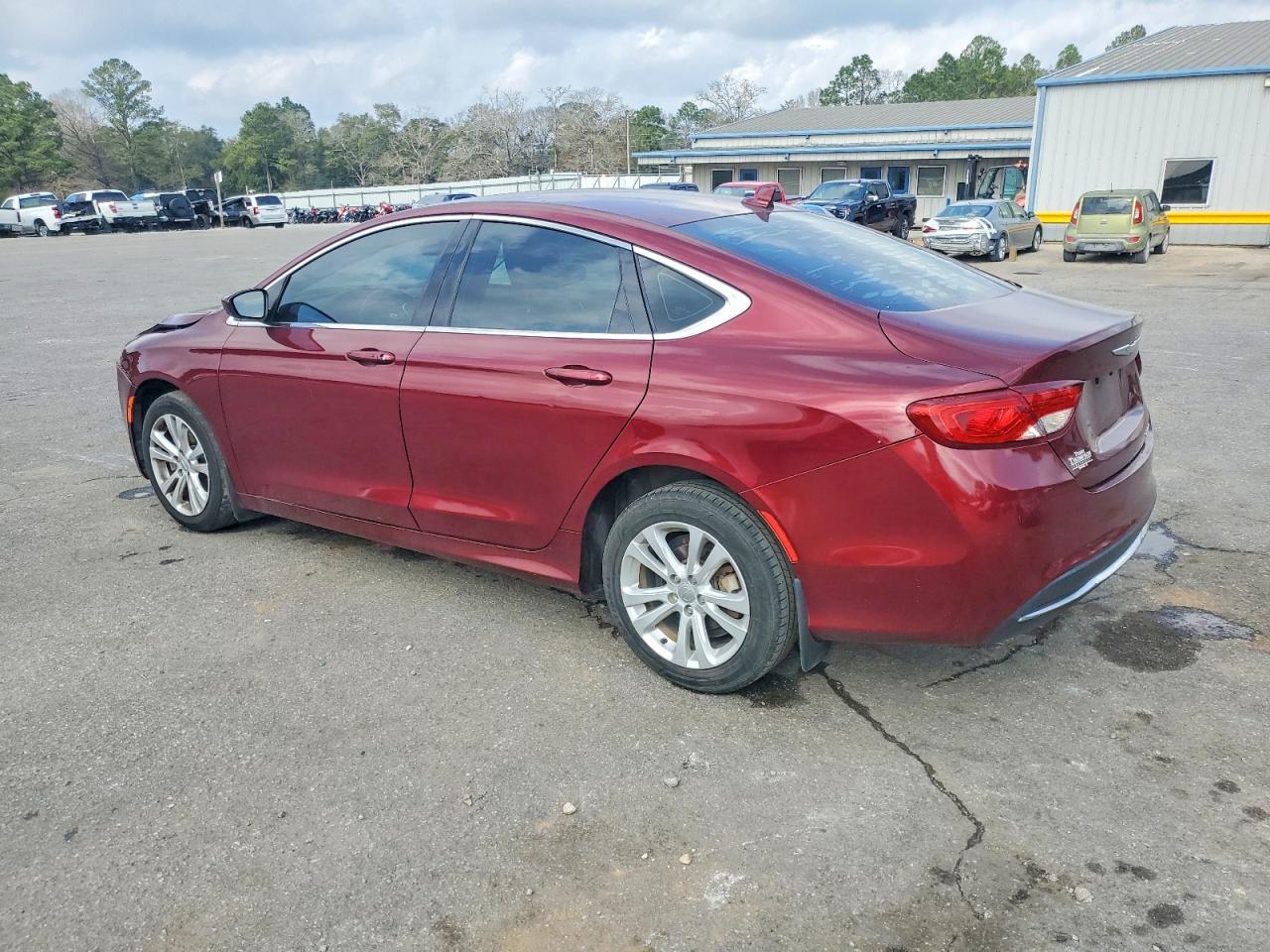 2015 CHRYSLER 200 LIMITED photo 2